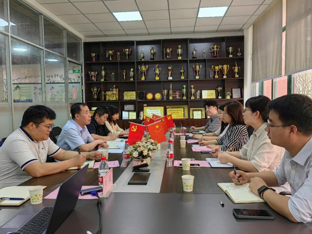 8FB6B659040635CF4AEBB521039_C966CB3F_1D61E