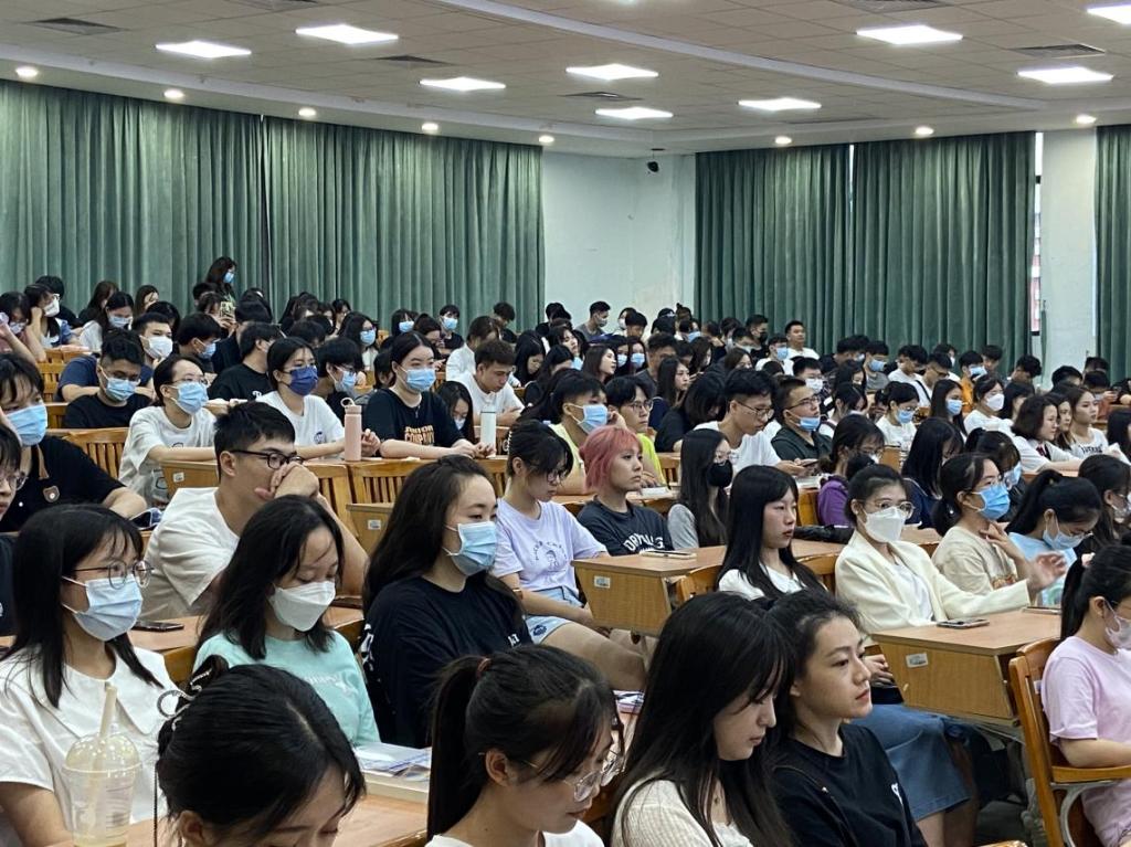 13777B4A54FBB3B1BF8656734F4_97351A70_230E5