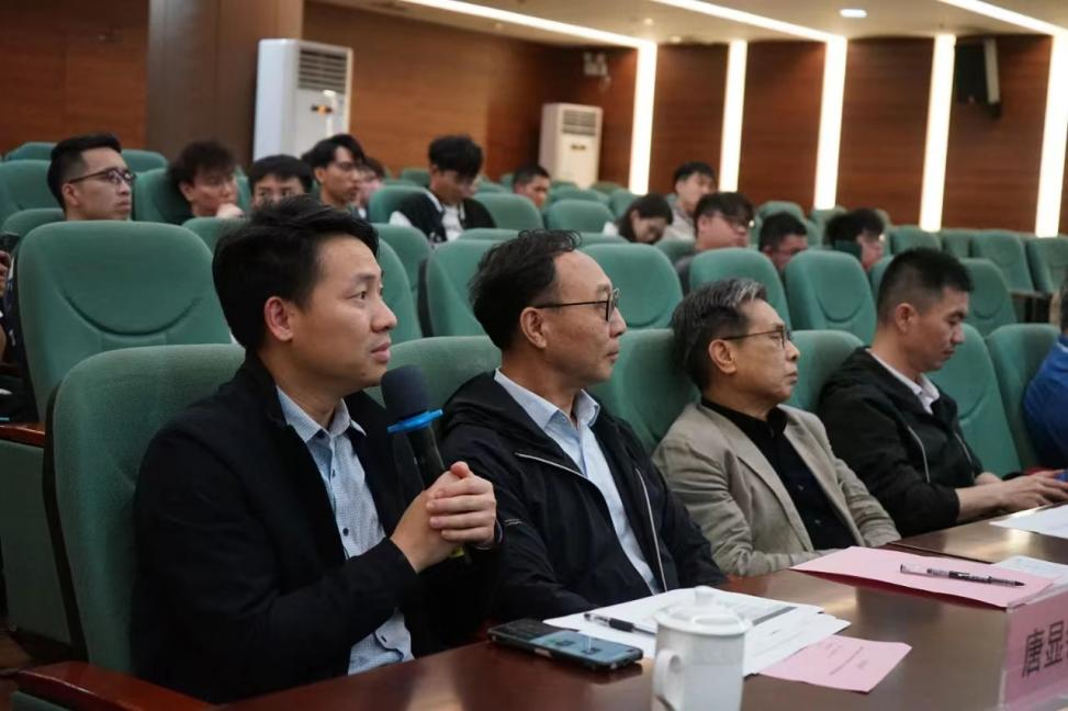 A6FBE0BDF83BBA84C97D03E3779_E86E7AD1_9C19C