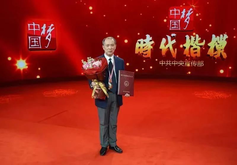 E9BF339D39D42C05890D40018AA_C57F5982_A4C5