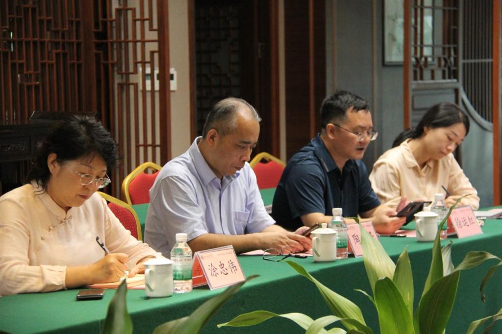 3DF5F1EC6FF5BC6102D897815BE_62E6F1B4_15A93