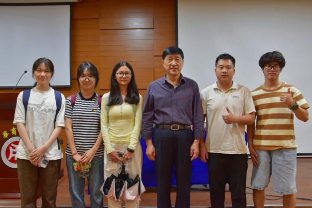 566737C1FD7A47A476D9B2F90C6_DD07169B_50211