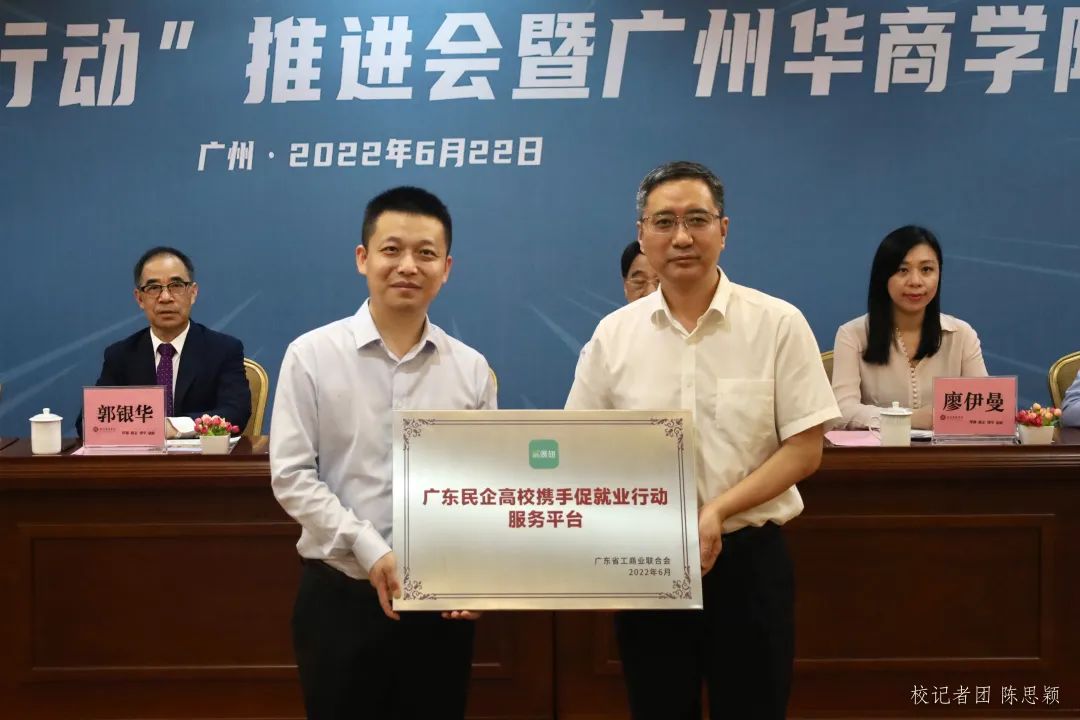 111E4E31E1CF32283CE1A97A597_642250D1_14AD3