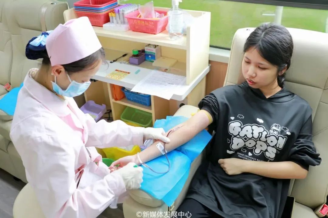 A275F85D63AB834696C3195686B_2434E23F_17D23 A275F85D63AB834696C3195686B_2434E23F_17D23