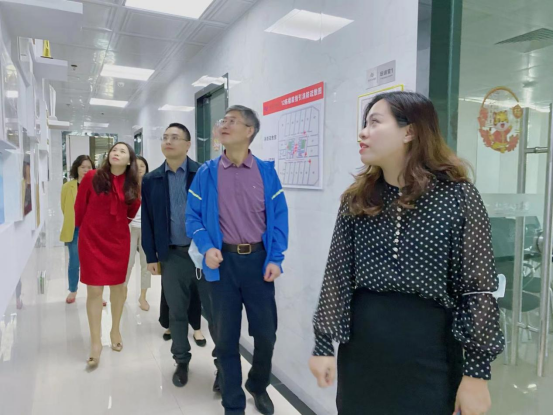 987EC042B3F2B56730BF8D3CDA7_4F2C0C6A_E099B