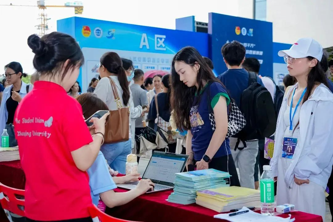 FE98E83E39C2F1D3FE0331361E1_B5E75237_E12EC FE98E83E39C2F1D3FE0331361E1_B5E75237_E12EC