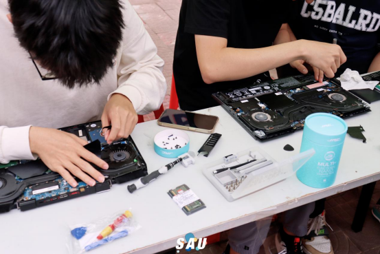 F8E7CD0A55918302D5DEEDAAED5_3FD61D8F_C7B4A