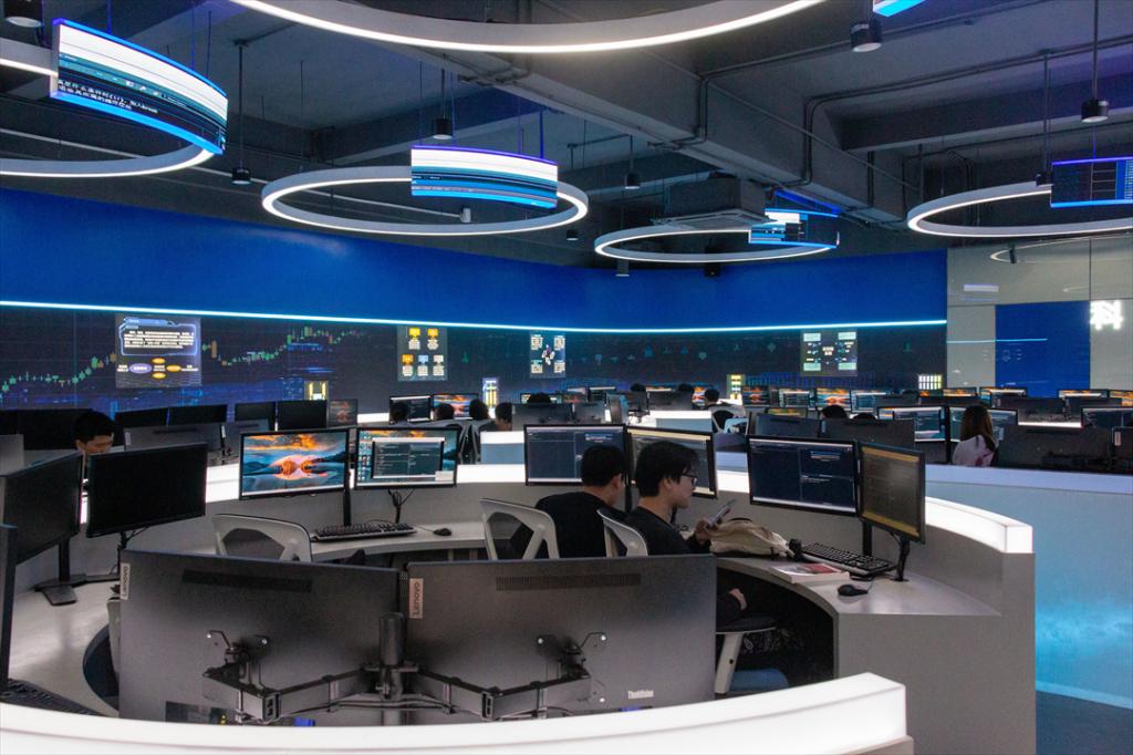 4515E61B2D3A5ECD2BF6A19DE80_BFFCCE6F_185ED