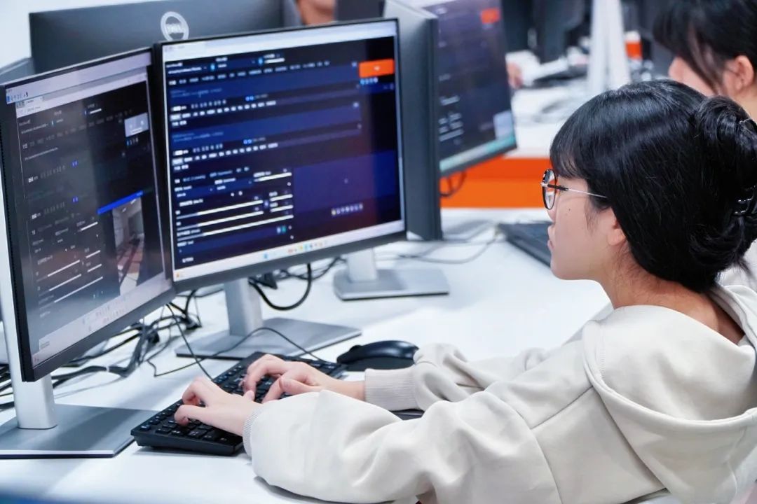 CCD3BA8EEE5B8A8826AEB94123F_2DBFF744_17D47