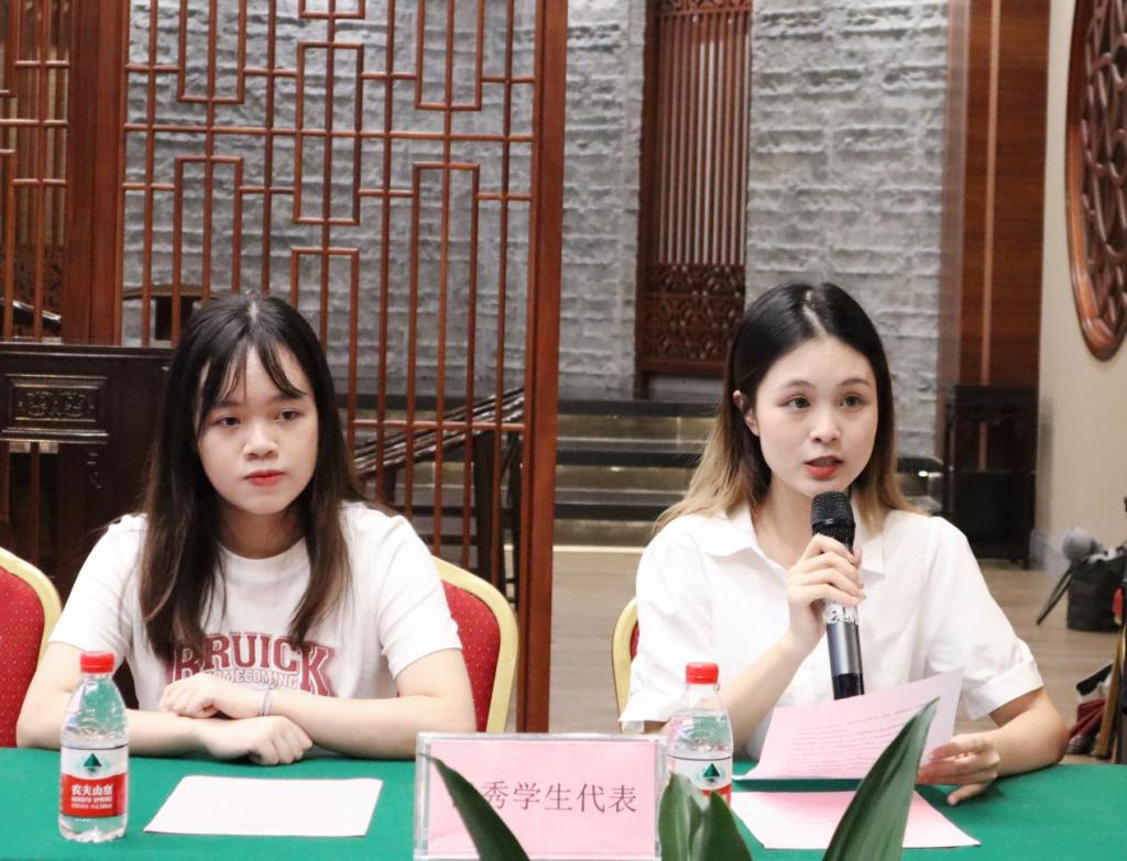 85C7F83BFFB63F8A9253A3533CF_A3C893E2_1B793