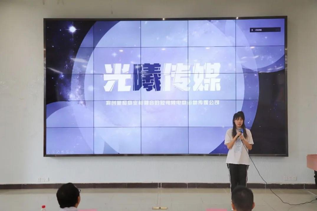 8425863D001357E6B3920DC96C3_FF9900EB_723EF 8425863D001357E6B3920DC96C3_FF9900EB_723EF