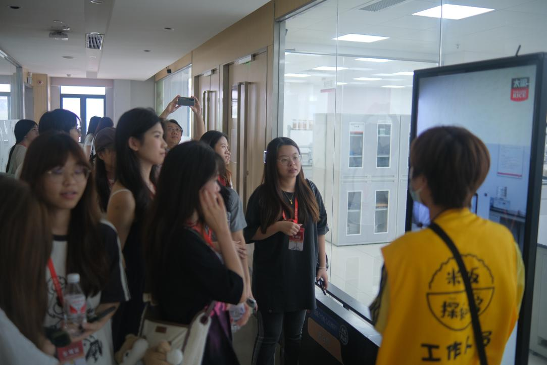 2A08F7351CDE1F7427817B8F741_A35EB5F3_97B4D