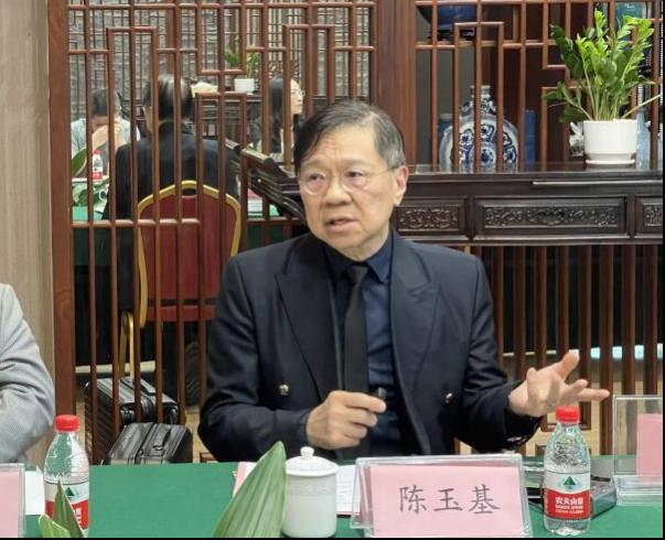 7A6D8FDB8E752A467711AE581B6_39672798_D969