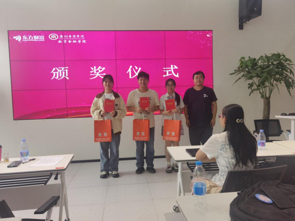 3076C6E07DD00841A7D113369F6_180E7447_11411 3076C6E07DD00841A7D113369F6_180E7447_11411