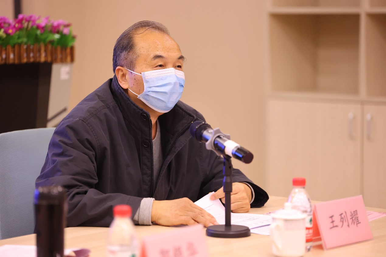 E98042597B0415D6EC927049E68_33489F80_E7596