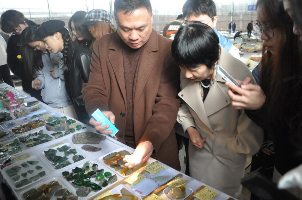 D04277B988A809ADB89B39BA122_CD3DE789_16FCE D04277B988A809ADB89B39BA122_CD3DE789_16FCE