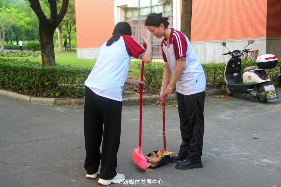 D078BDFCC0EE881D1F6451EC3EC_EC3EA3C7_B64DC