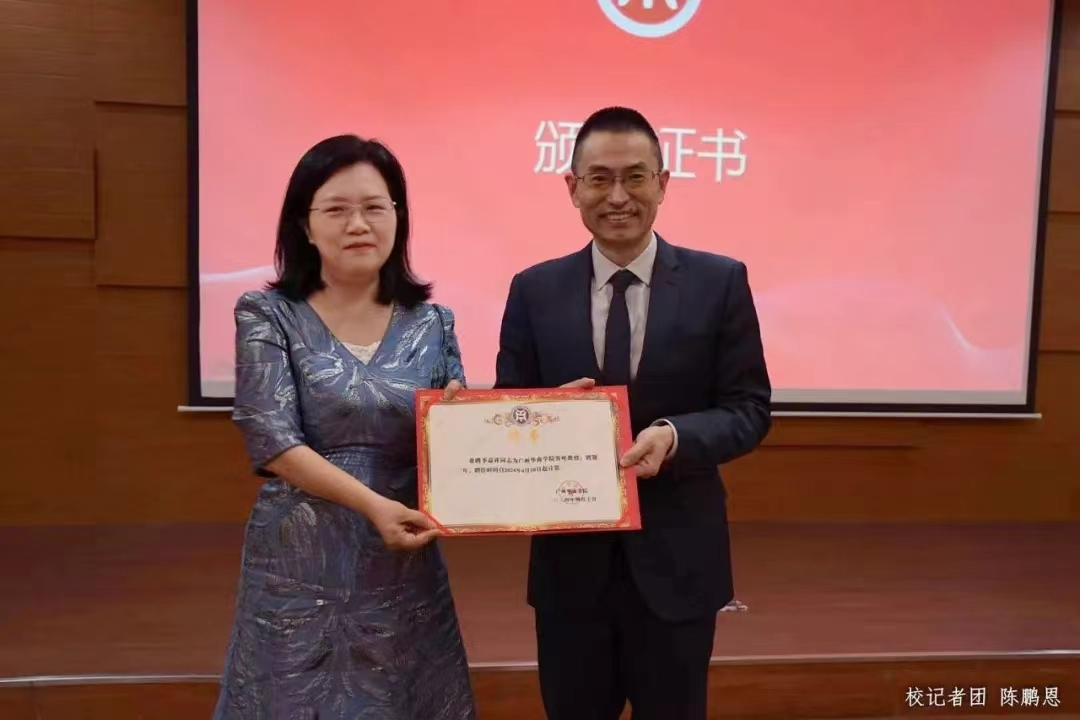 1CB67BD8406F26C4CC29167C7A2_51932A56_5E15D