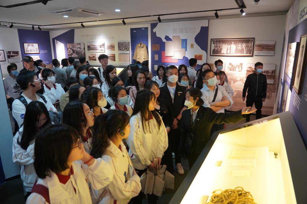 F98FBE93CF0BE924C49C117E465_A776F5F2_17579