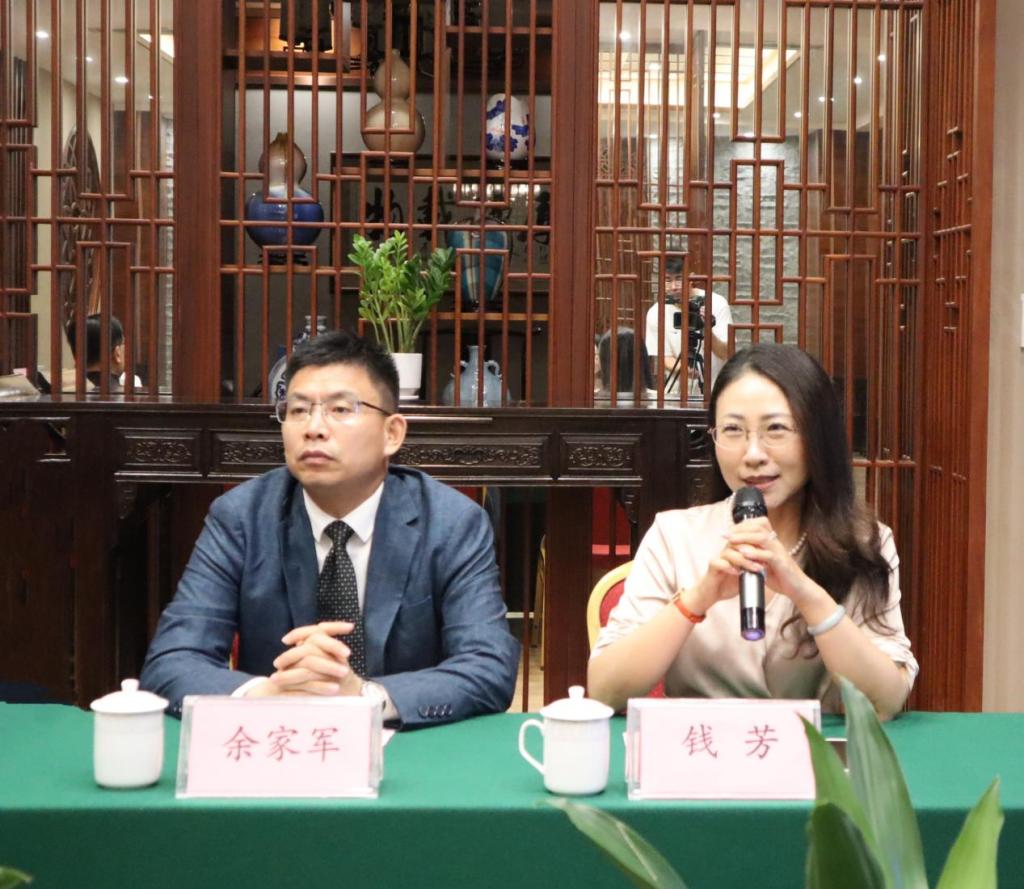 01AFE2C82F765B21B8A384A911C_97F48601_1EB3A