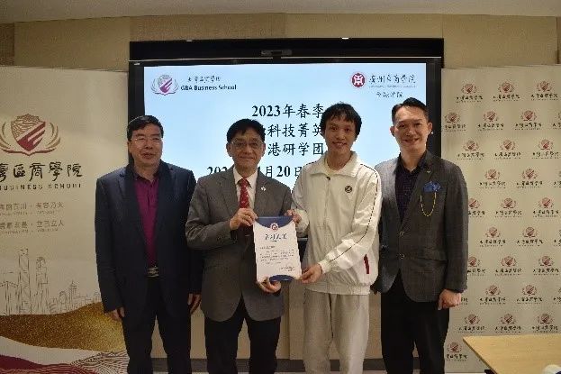 417D30BF5BD86A2644C98A0DE81_B48DE93A_CB8E