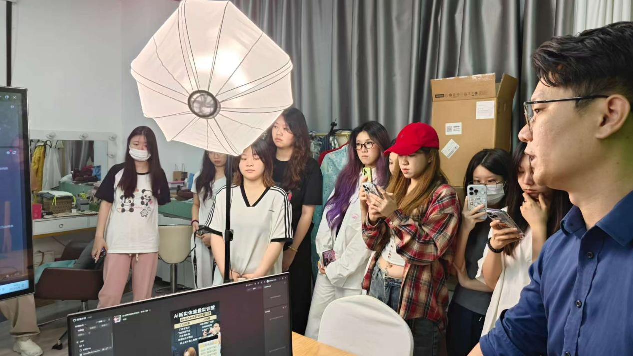 C543F10D648956532FF6F46E058_82E0D468_EFAB1