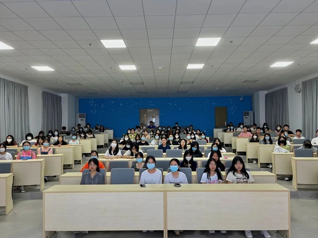 8D536076FDEB121D4B6F9A34AC8_8560DB24_1BE18 8D536076FDEB121D4B6F9A34AC8_8560DB24_1BE18