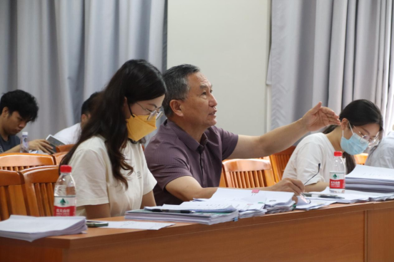 649CE8DB0C93476CBF67A942F28_A7E4EEDF_C6CE5