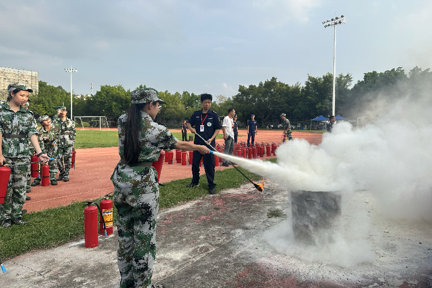 F15A2AB75643B29B2236D42B3FD_44CC18AA_E2FF5