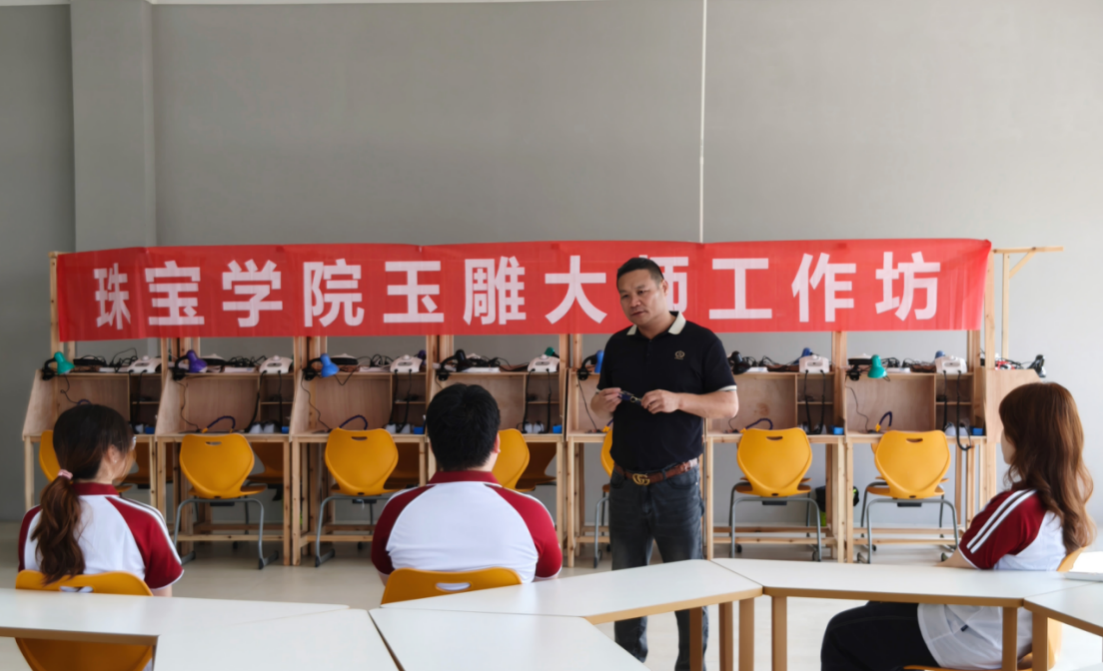 8F1A47E4DACCF15C8DAD6E06512_8C545620_A2C60 8F1A47E4DACCF15C8DAD6E06512_8C545620_A2C60