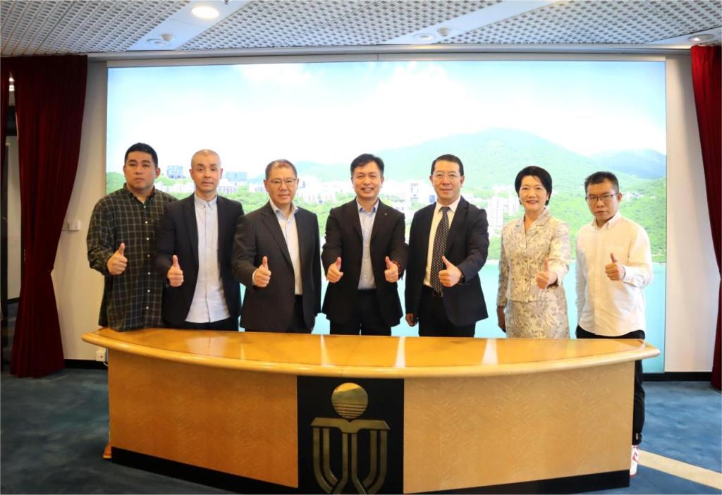 62CEBBEBCFE5A56398DFA269060_857BA986_15CA5