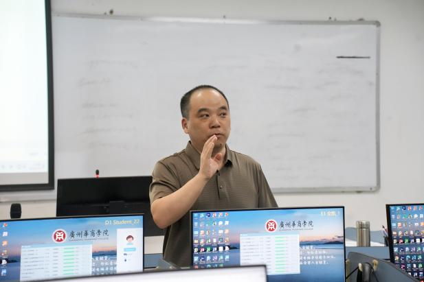 C38737CAEEB6DFD8AB6DEB1F290_FE9E260F_2E817