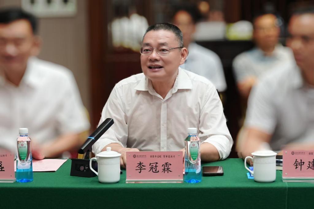 FECE433B8C296EAA18087C4B848_26781540_ED35