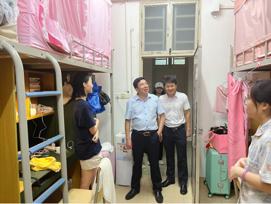 A3FFB7EAAE5E13F7CF4F289CF4C_DE465F2D_E18C0