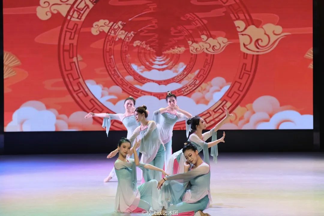 BA12581C06B215DA5136D57533D_AA9B6083_14C30