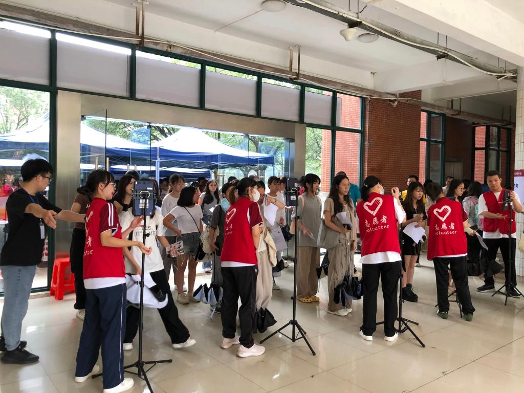 2BFDB6CBE87CEF857872A6106F0_5333C8C6_1F754