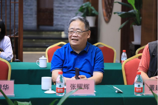 A965F5BBF441FFC010C3D9B0D2E_697A0E54_C6438