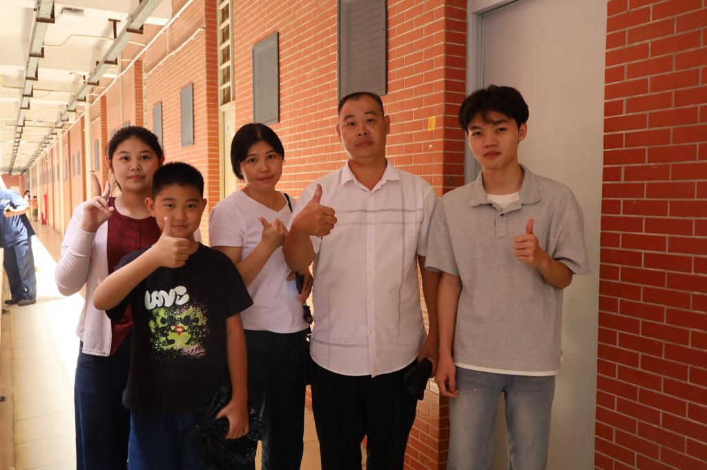 5CFE3D97494B669B53DBE9B7EF5_AAE62AC4_15897