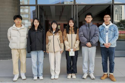 23D0681DC13186D30514208595D_CB2EBF82_3BC88