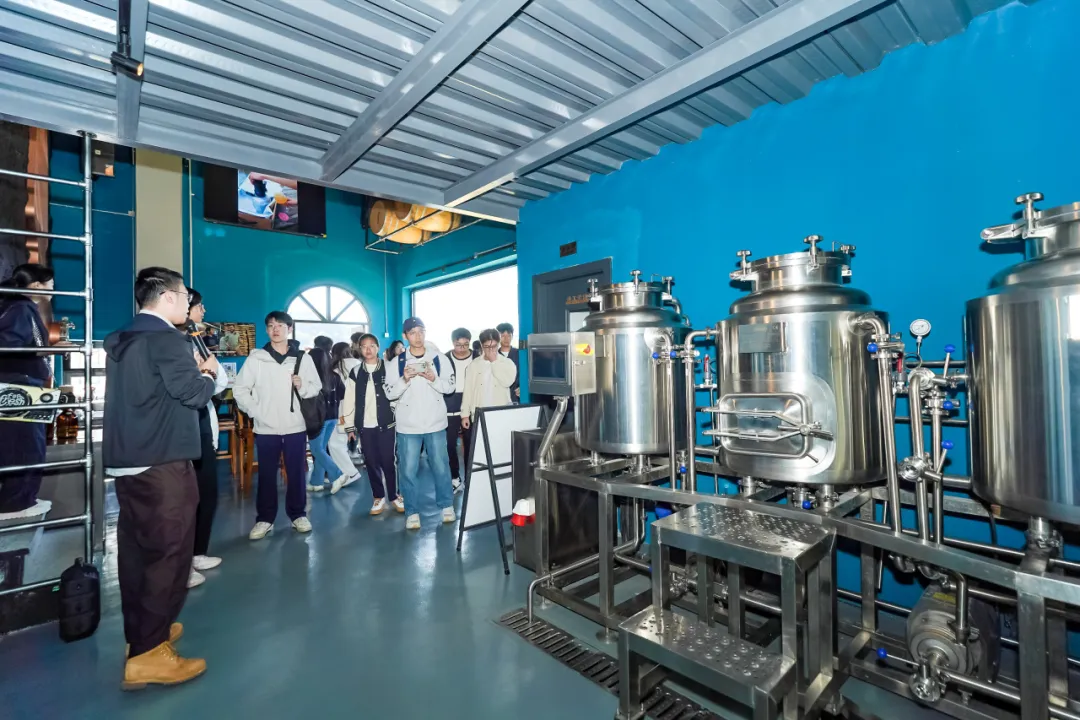 A819E50273C9E3077BE11B9BF24_ECE126B4_EFE25