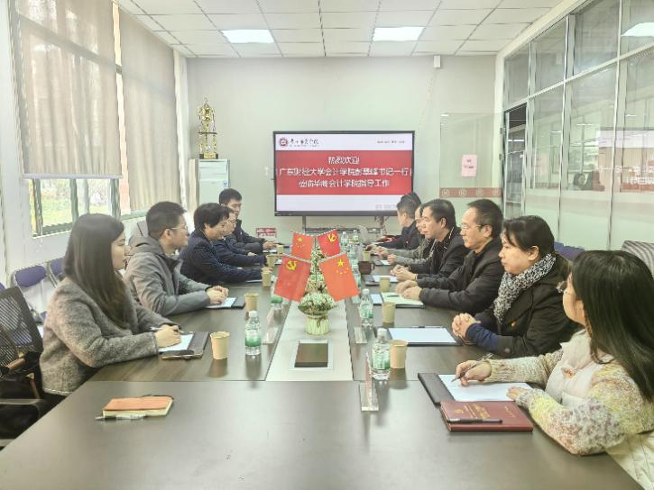 5BB8D09937B2679856CF266FED7_86A3540C_77C3F 5BB8D09937B2679856CF266FED7_86A3540C_77C3F