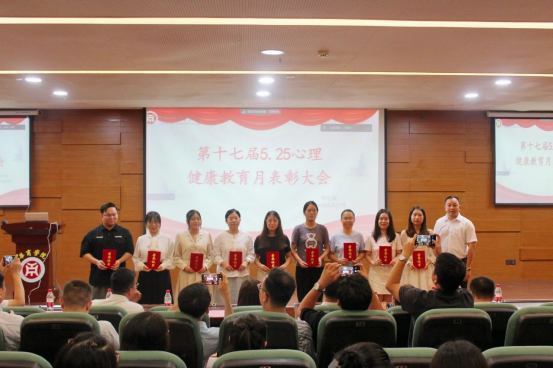 A2637D33DA0F6727BD87C5F10D7_09013EA0_C7B4A A2637D33DA0F6727BD87C5F10D7_09013EA0_C7B4A