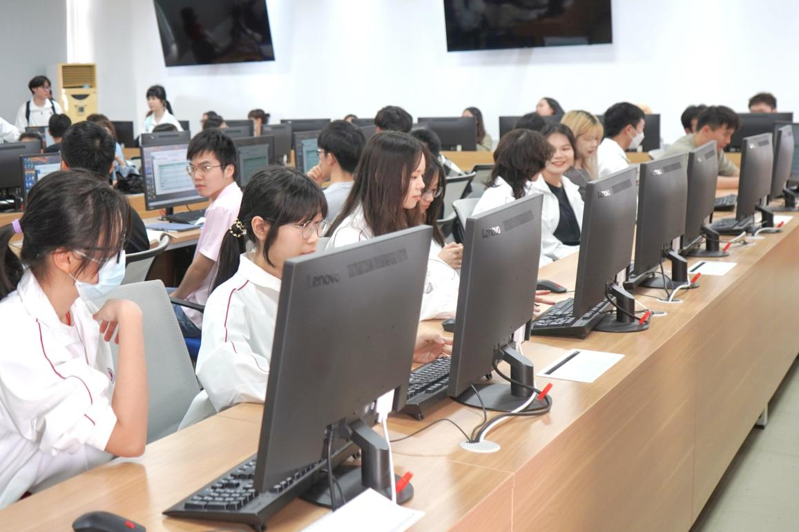 E52A0C8786CD516FFCF00DB1E2F_3B463A6D_CF97E