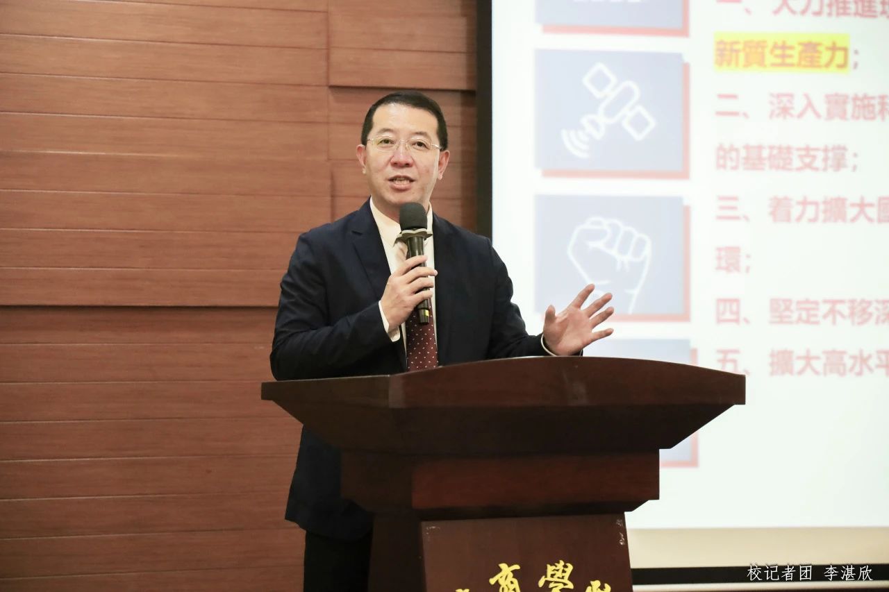 1FE688D9D7B377E36F2667CE5E4_DCB01A45_14512