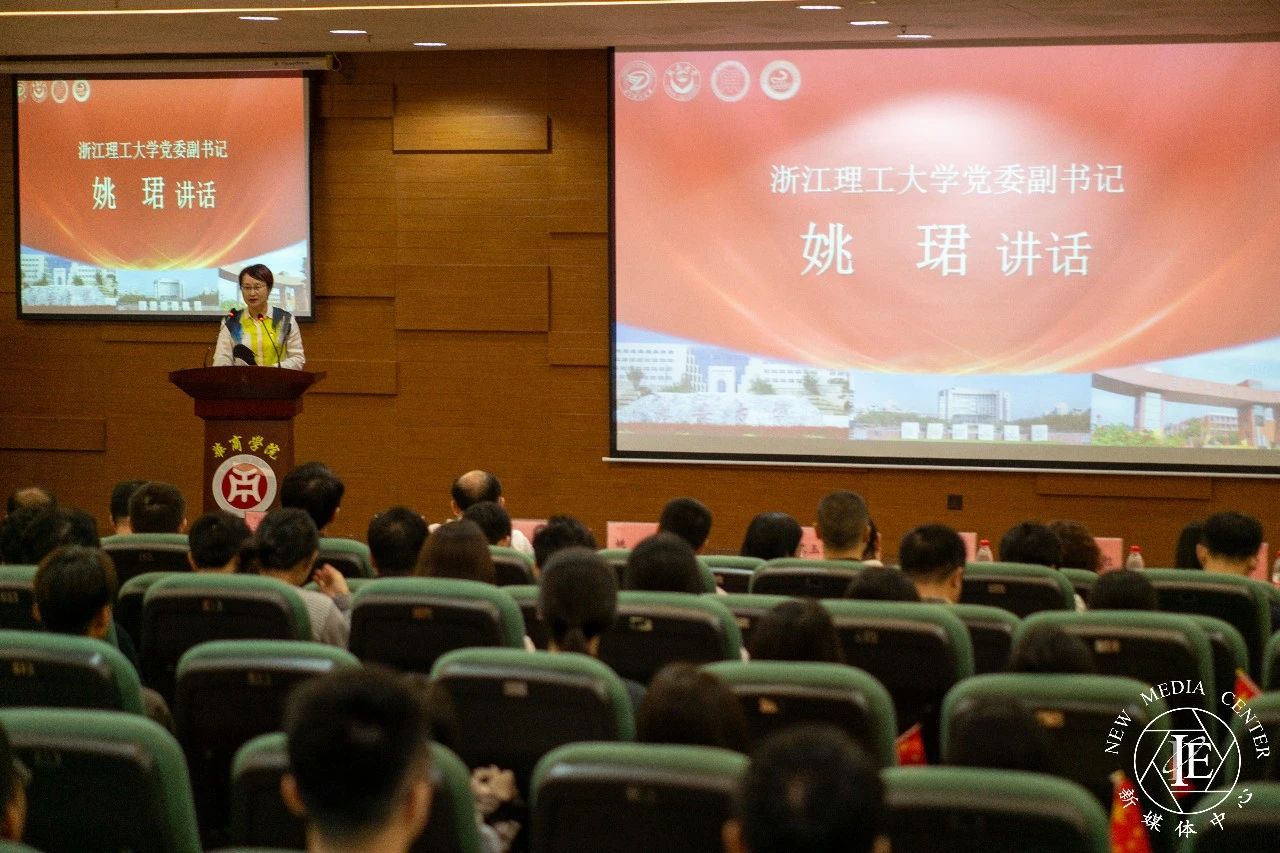 3996C3B542DCA26A8BBF6BD42BF_F022523E_2994A