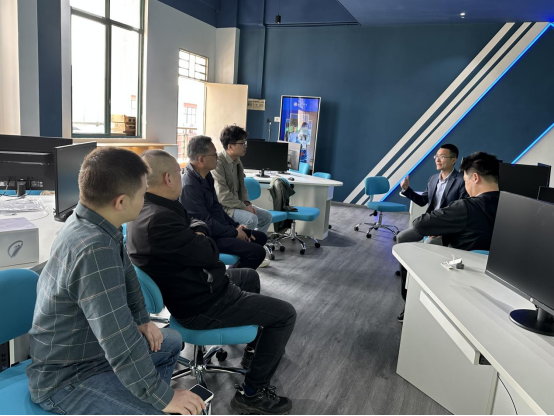 7852597B2F817B066660BE5C3C7_A1024EAF_E18C0 7852597B2F817B066660BE5C3C7_A1024EAF_E18C0