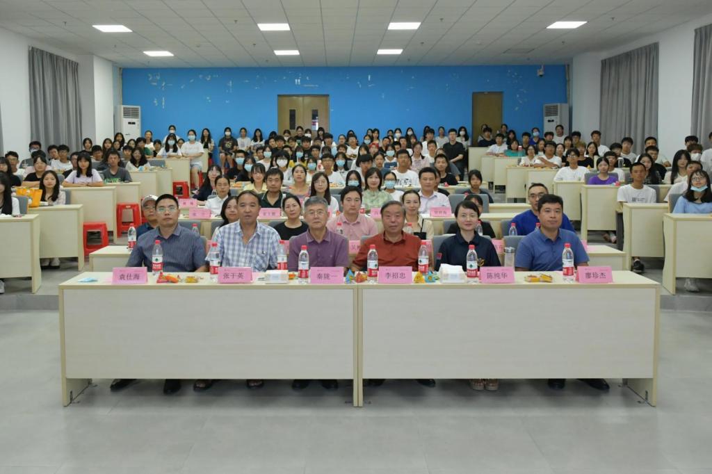 9645F1BADF55EEBAFB94AD68DAE_E97A0243_13E91