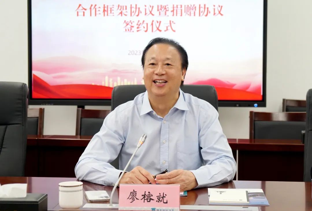 55EF29DE7ECCEC31BFD245D1474_49DBD0A8_1174C