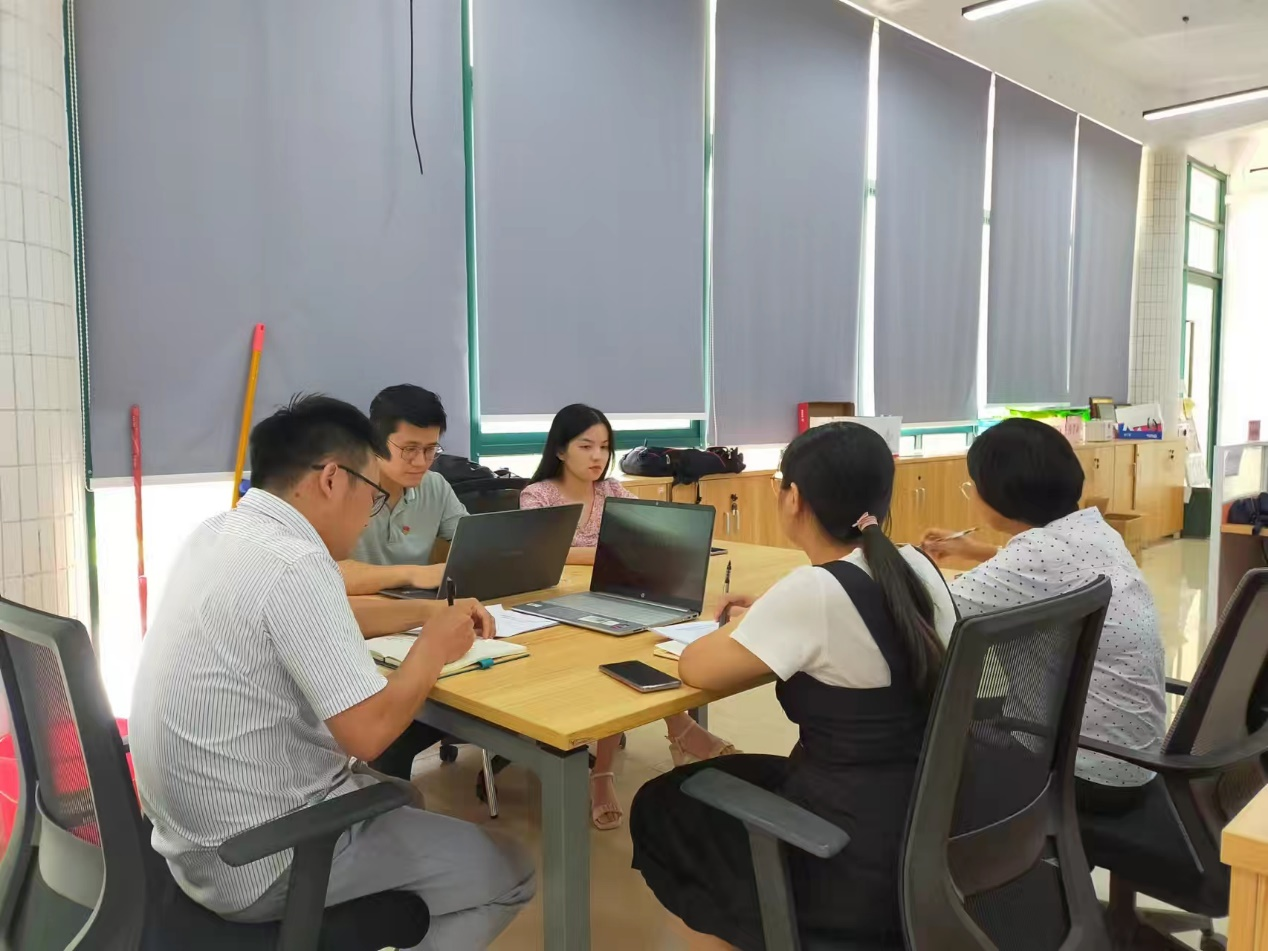 935889BE2FC983F9BFBE0DCBFFA_7FAC7F5D_F8B2F