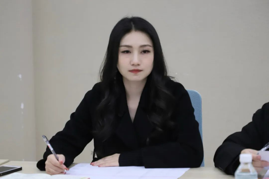 760F87E3ADCC40E61501152E380_F9B5B226_40307